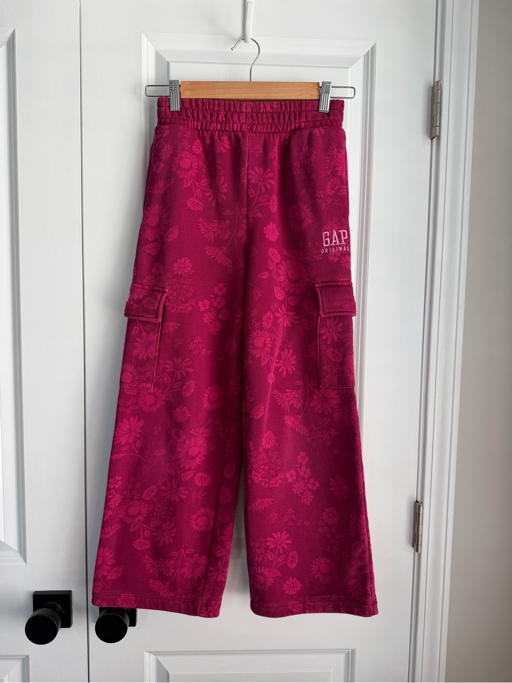 GAP Kids Girls Floral Wide Leg Pink Sweatpants Size M 10/12